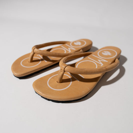 BEACH SANDALS