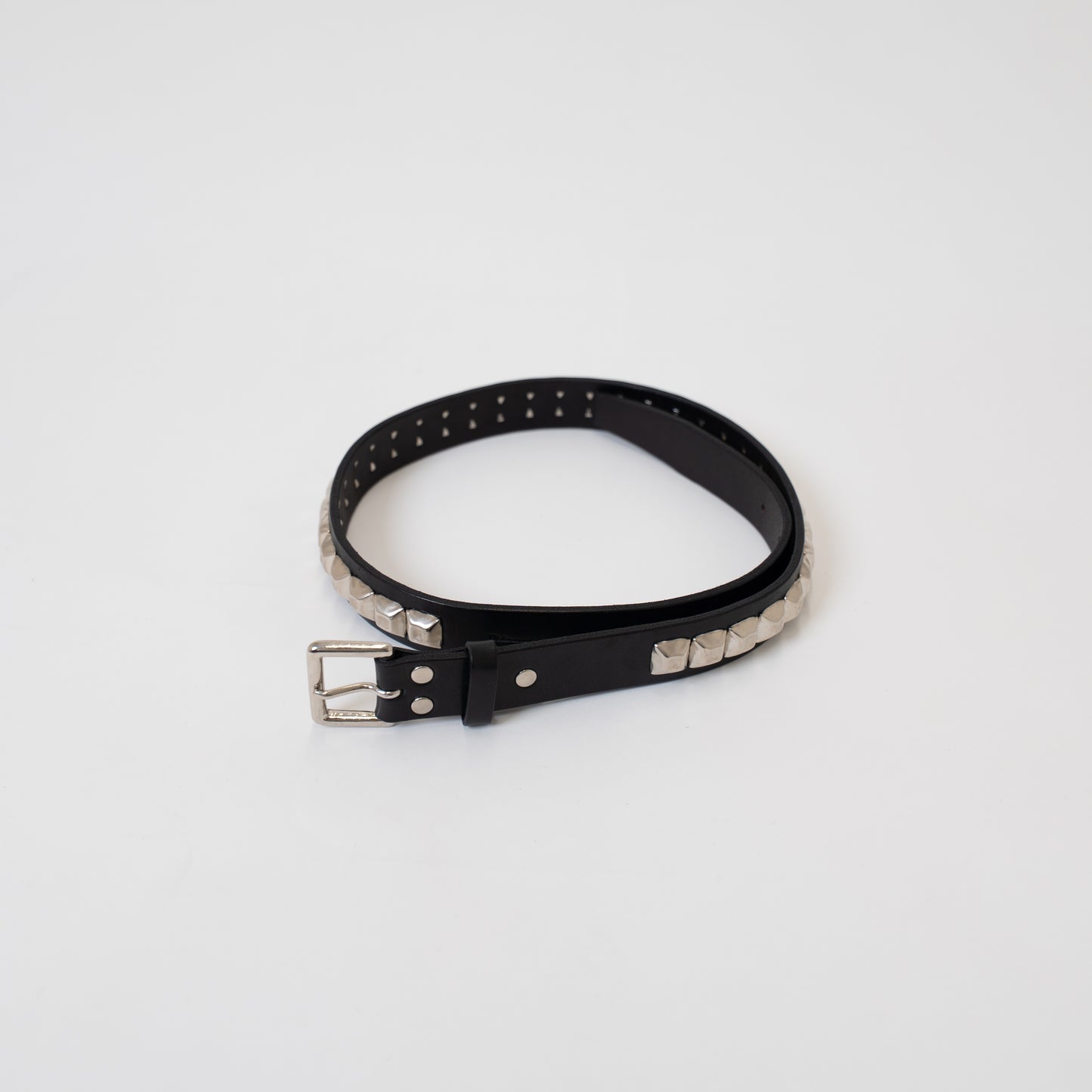 STUDS BELT