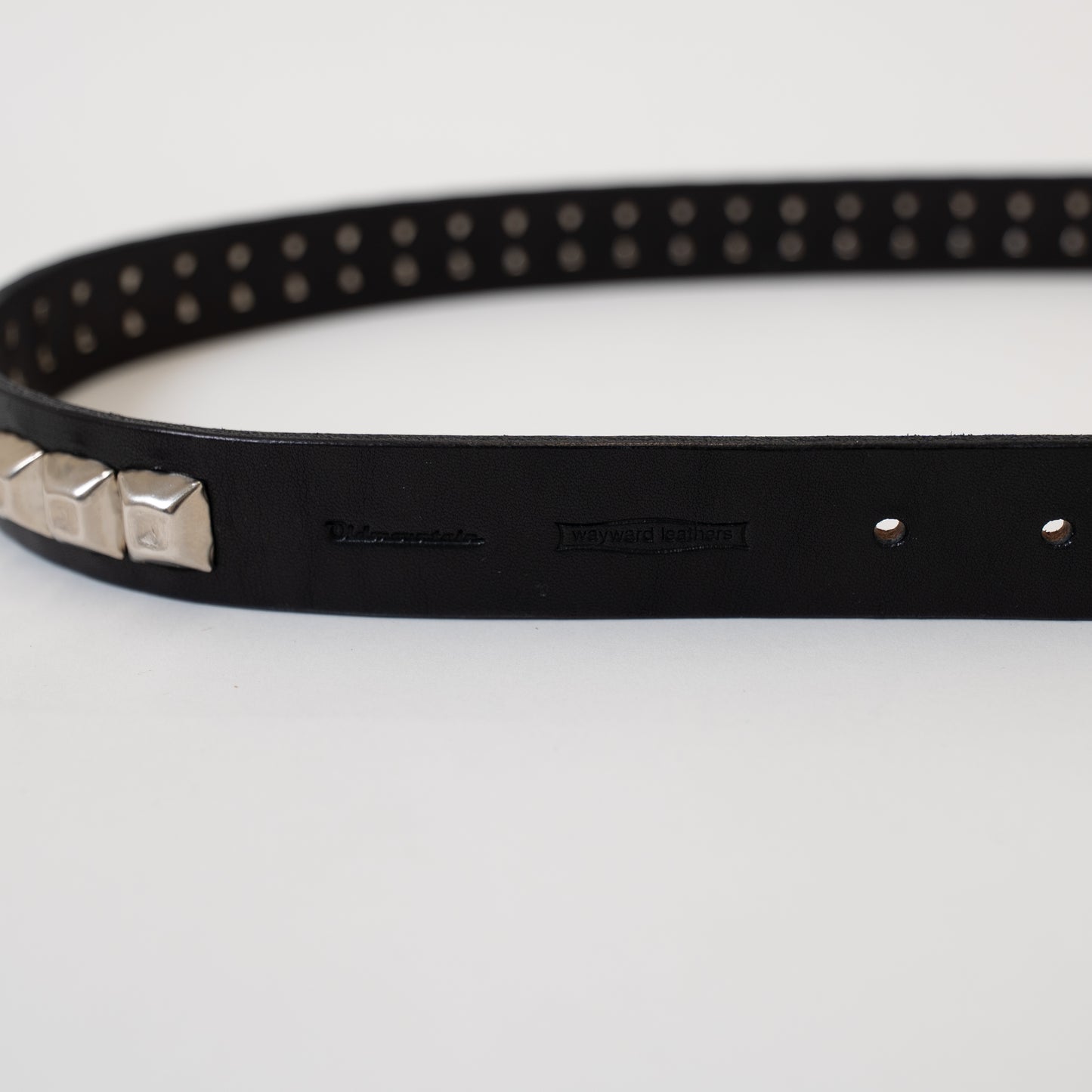 STUDS BELT